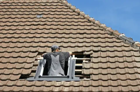 Pose de velux - Saint-Mamet-la-Salvetat